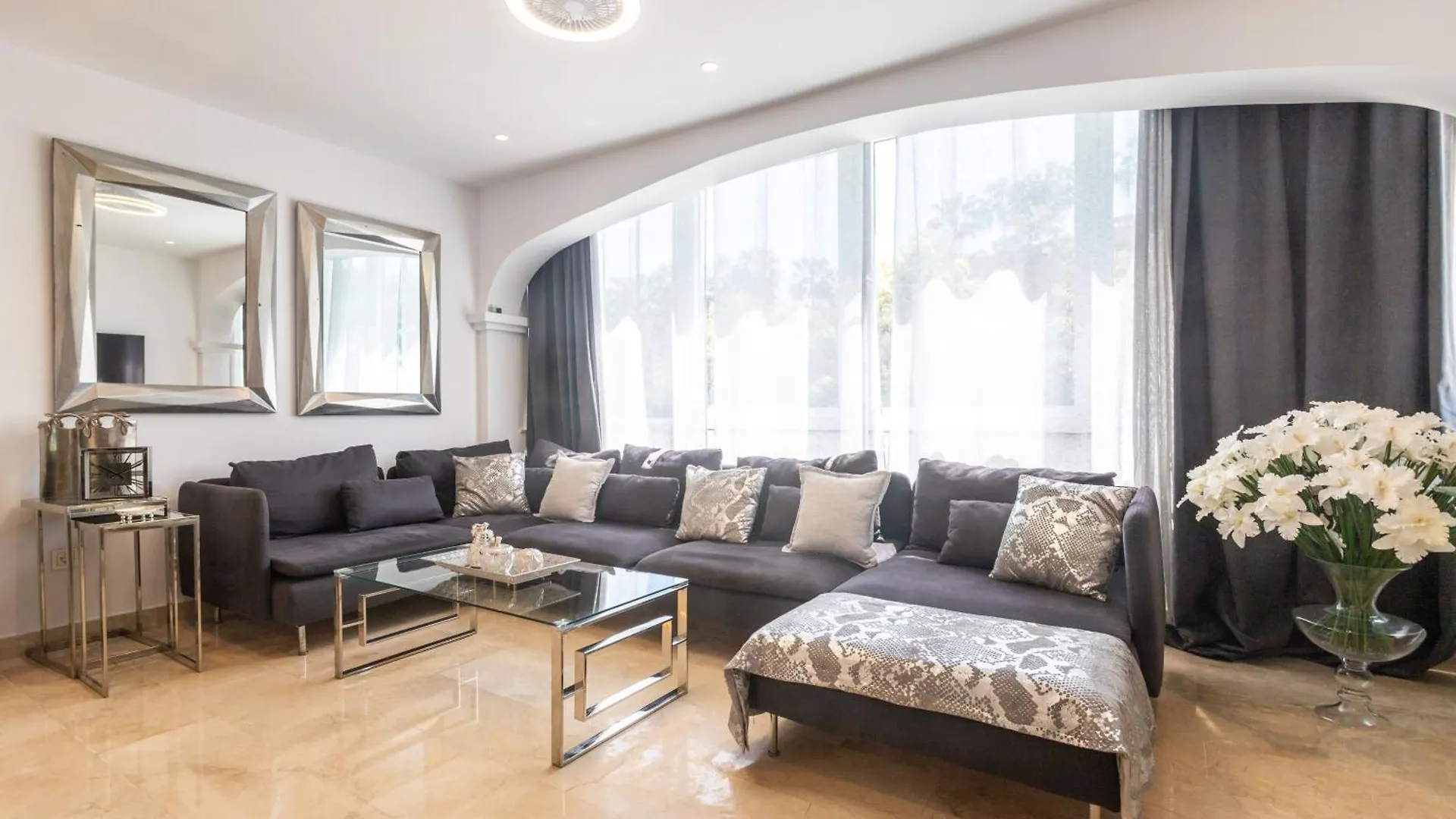 Casa Aloha 18 Puerto Banus Marbella Villa Spain