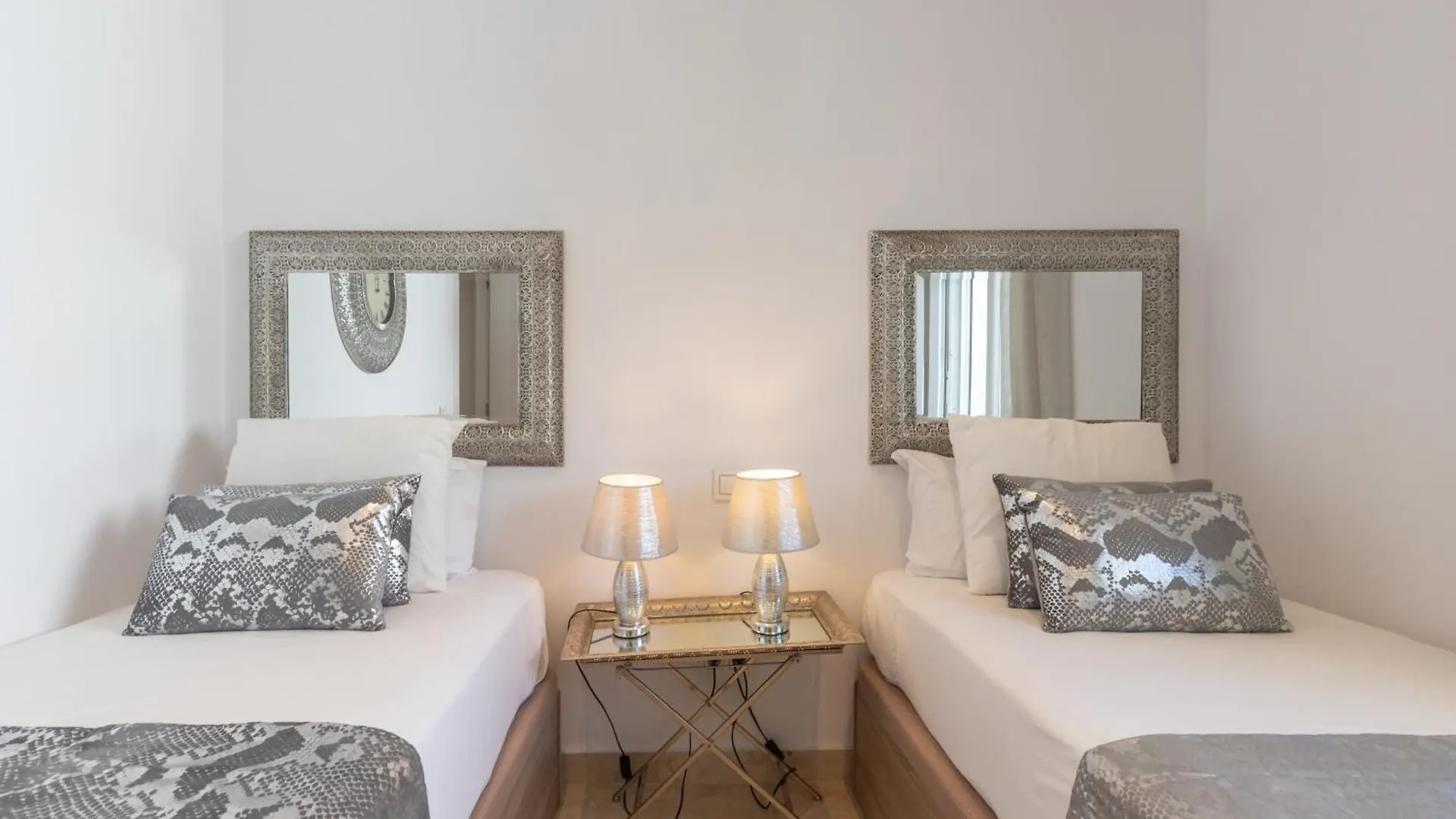 Casa Aloha 18 Puerto Banus Marbella Villa