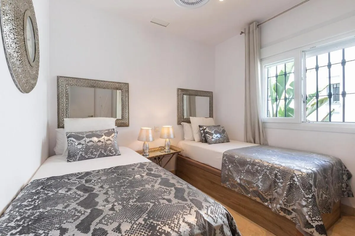 Casa Aloha 18 Puerto Banus Marbella Villa
